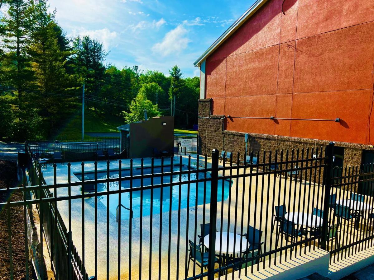 Holiday Inn Express Blowing Rock South By Ihg Exterior photo