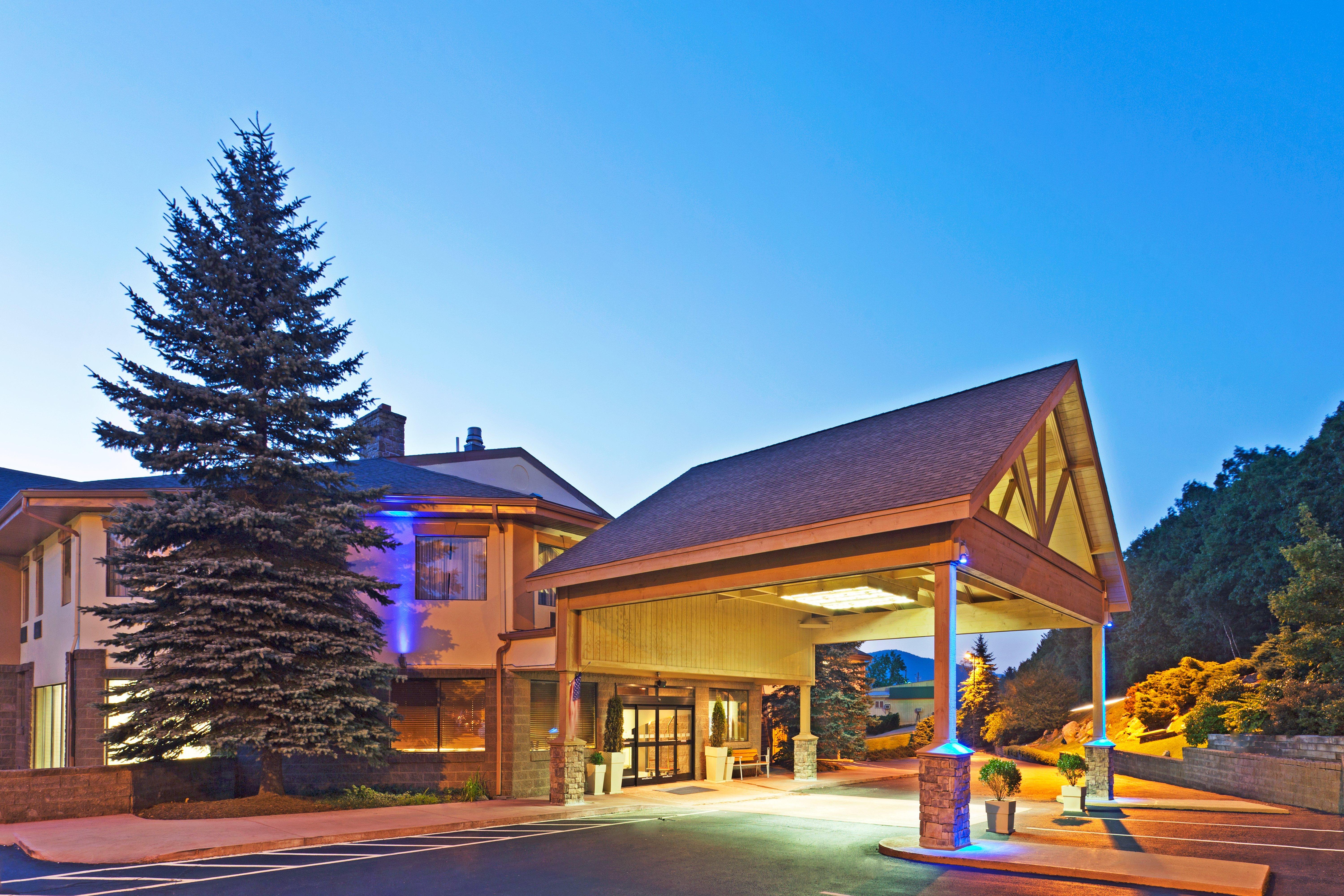 Holiday Inn Express Blowing Rock South By Ihg Exterior photo