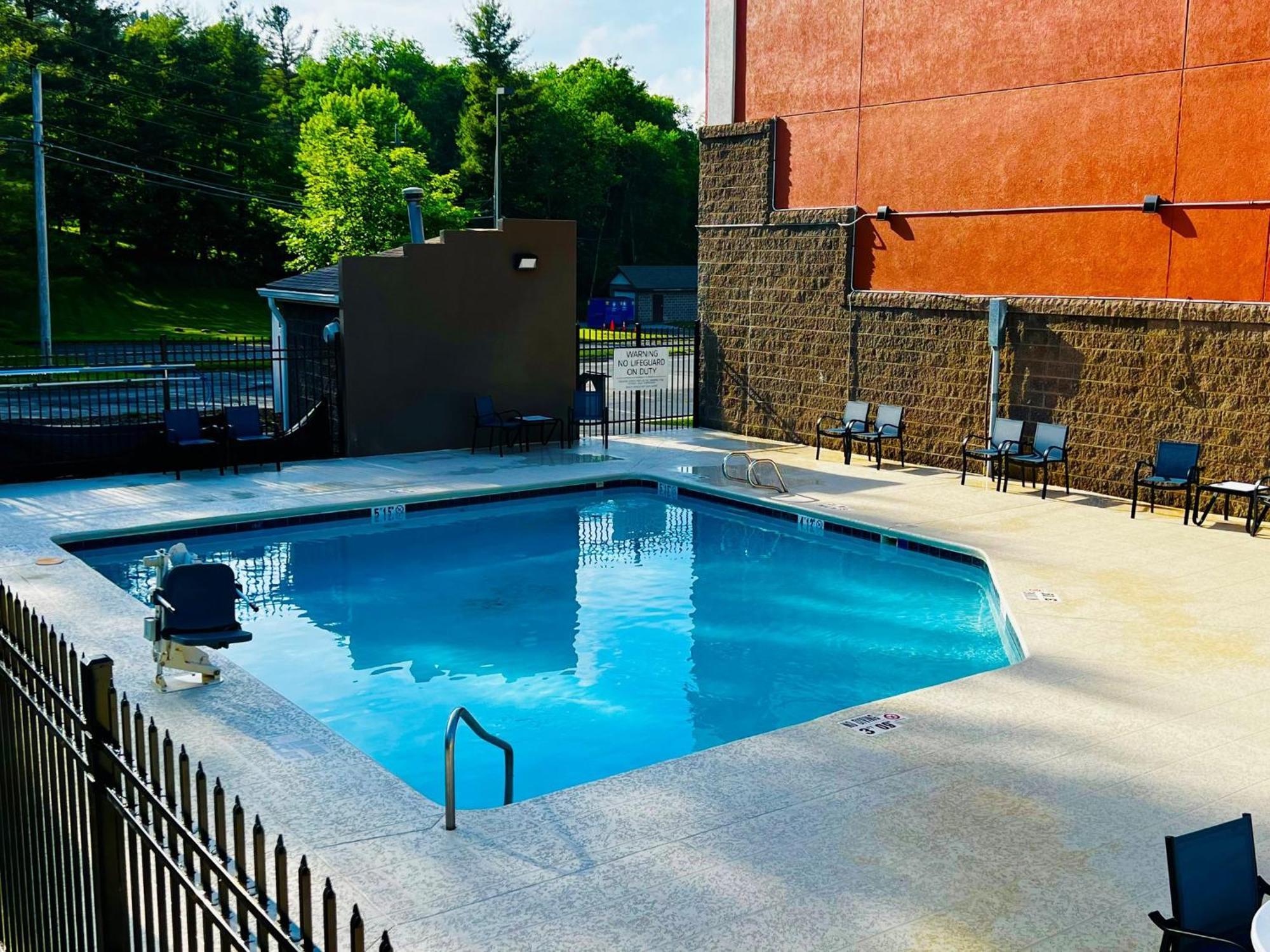 Holiday Inn Express Blowing Rock South By Ihg Exterior photo